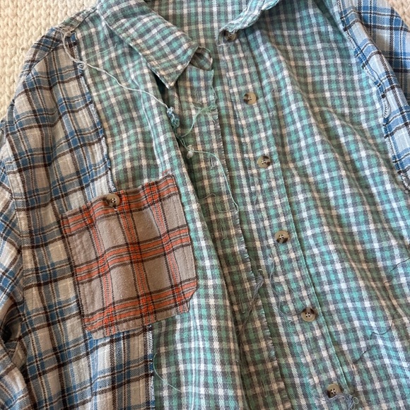 Boutique Distressed Flannel Button Up Top Blue / Green / Orange Graffiti Medium - Picture 4 of 5